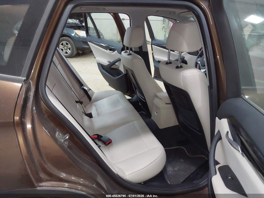 2014 BMW X1 VIN WBAVL1C5XEVY11323 IAAI salvage auction — NORMAL WEAR, Clear (Pennsylvania), sold $1,425 on 2026-07-16 (photo 8)