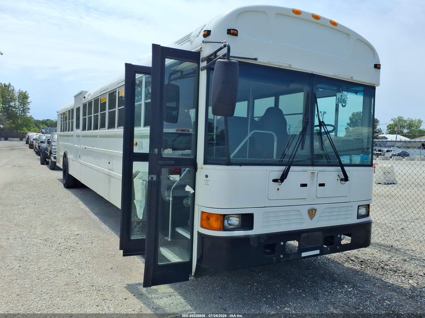 2016 Ic VIN 4DRBXAAN9GB379255 IAAI salvage auction — NORMAL WEAR, Sf97 (Illinois), sold $2,200 on 2026-08-11 (photo 1)