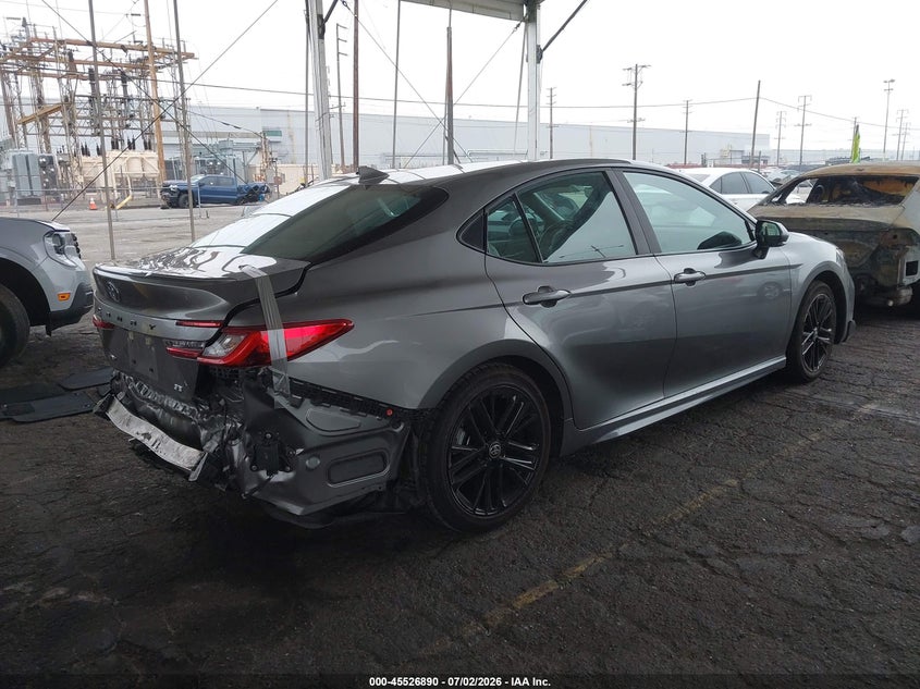2025 Toyota Camry VIN 4T1DAACK1SU635009 IAAI salvage auction — REAR END, Salvage Title, sold $12,900 on 2026-07-31 (photo 4)