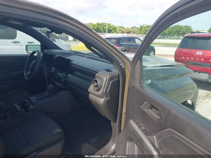 2024 Chevrolet Colorado VIN 1GCGSBEC1R1247364 IAAI salvage auction — ALL OVER, Salvage (Virginia), sold $9,200 on 2026-07-30 (photo 5)