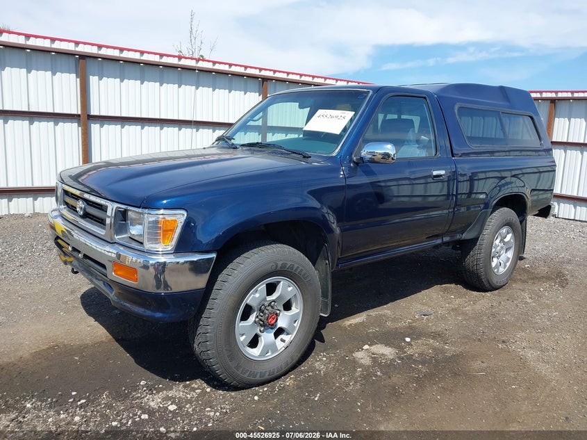 1993 Toyota Pickup VIN 4TARN01P1PZ058673 IAAI salvage auction — NORMAL WEAR, Clear (Idaho), sold $13,200 on 2026-07-28 (photo 2)