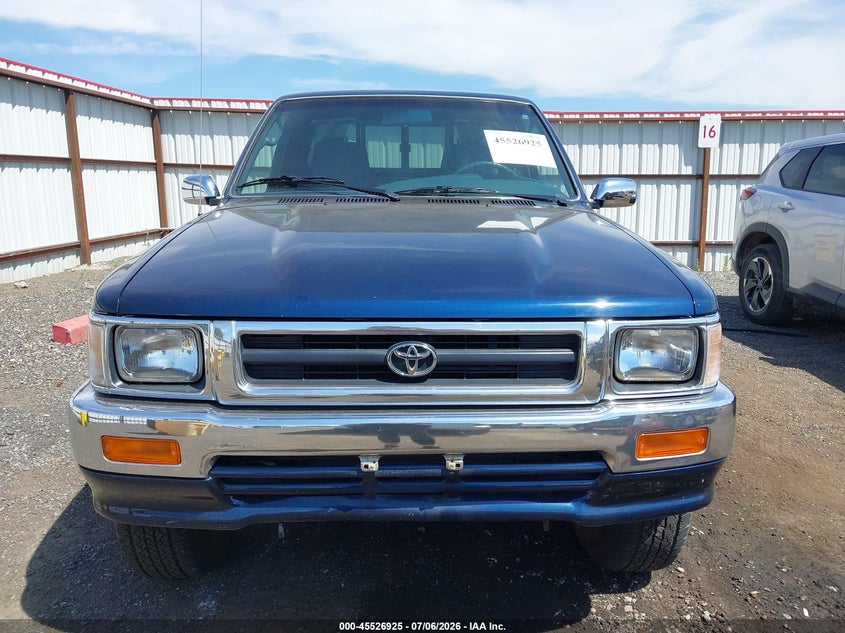 1993 Toyota Pickup VIN 4TARN01P1PZ058673 IAAI salvage auction — NORMAL WEAR, Clear (Idaho), sold $13,200 on 2026-07-28 (photo 6)