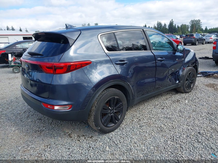 2017 Kia Sportage VIN KNDPMCAC8H7157646 IAAI salvage auction — RIGHT SIDE, Salvage Title, sold $2,050 on 2026-07-22 (photo 4)