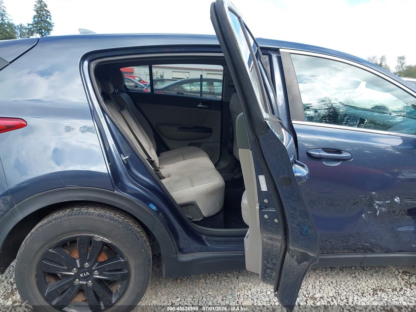 2017 Kia Sportage VIN KNDPMCAC8H7157646 IAAI salvage auction — RIGHT SIDE, Salvage Title, sold $2,050 on 2026-07-22 (photo 8)