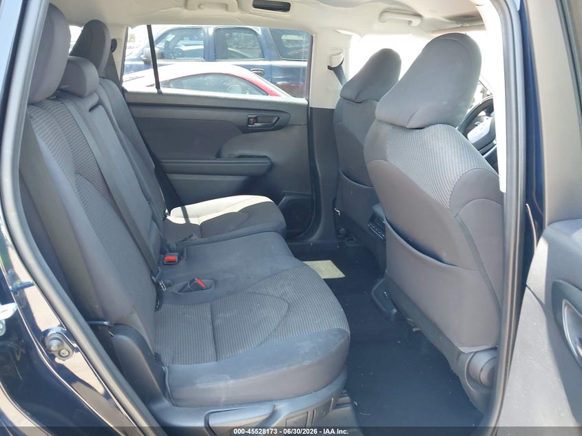 2021 Toyota Highlander VIN 5TDCZRAH3MS043200 IAAI salvage auction — LEFT FRONT, Wait Title, sold $8,100 on 2026-07-31 (photo 8)