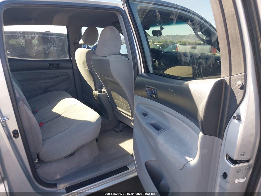 2011 Toyota Tacoma VIN 5TFJX4CN2BX005712 IAAI salvage auction — SIDE, Salvage (Arizona), sold $4,150 on 2026-07-28 (photo 8)