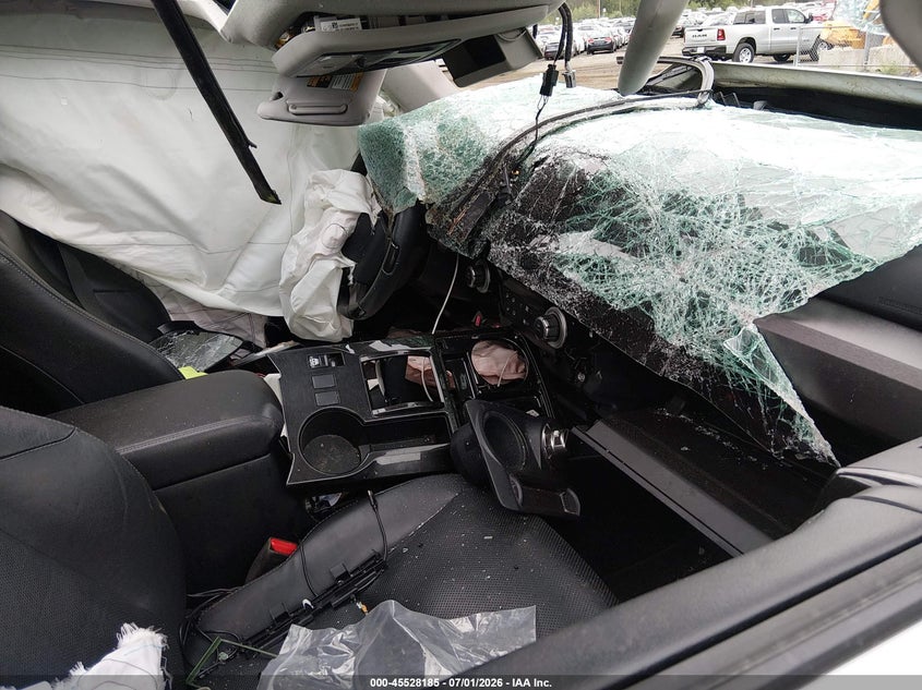 2021 Toyota 4runner VIN JTEJU5JR6M5915751 IAAI salvage auction — ROLLOVER, Bill Of Sale (Washington), sold $225 on 2026-07-29 (photo 5)