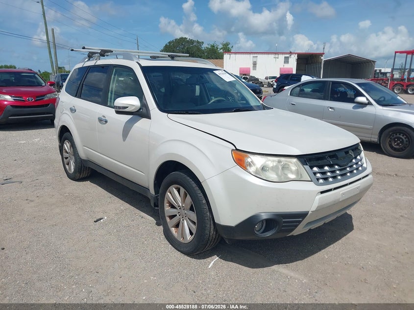 2013 Subaru Forester VIN JF2SHAGC0DH416128 IAAI salvage auction — SIDE, Rebuildable (Florida), sold $625 on 2026-07-28 (photo 1)