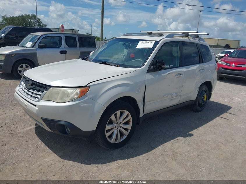 2013 Subaru Forester VIN JF2SHAGC0DH416128 IAAI salvage auction — SIDE, Rebuildable (Florida), sold $625 on 2026-07-28 (photo 2)