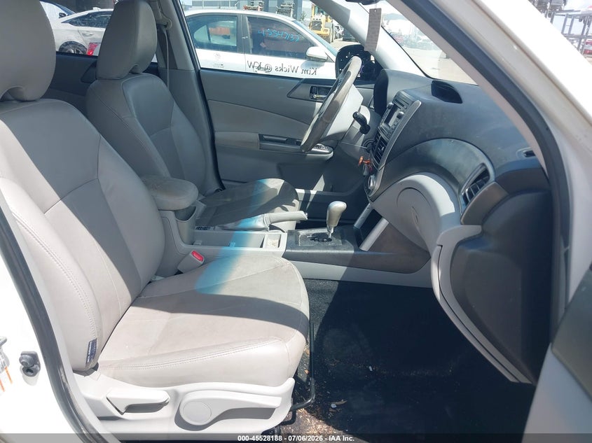 2013 Subaru Forester VIN JF2SHAGC0DH416128 IAAI salvage auction — SIDE, Rebuildable (Florida), sold $625 on 2026-07-28 (photo 5)