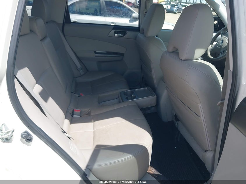 2013 Subaru Forester VIN JF2SHAGC0DH416128 IAAI salvage auction — SIDE, Rebuildable (Florida), sold $625 on 2026-07-28 (photo 8)
