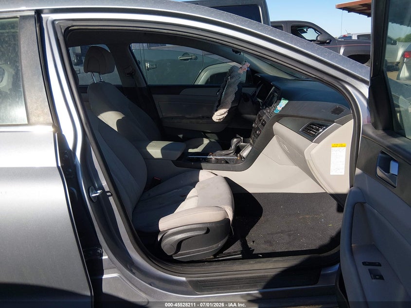 2016 Hyundai Sonata VIN KMHE24L15GA014150 IAAI salvage auction — NORMAL WEAR, Clear-Dealer Only (Arizona), sold $1,450 on 2026-07-28 (photo 5)