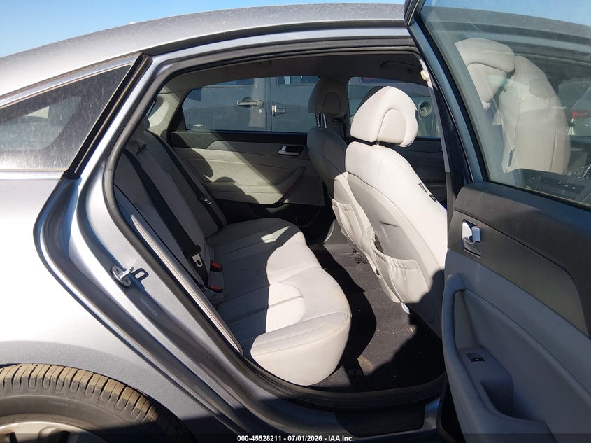 2016 Hyundai Sonata VIN KMHE24L15GA014150 IAAI salvage auction — NORMAL WEAR, Clear-Dealer Only (Arizona), sold $1,450 on 2026-07-28 (photo 8)