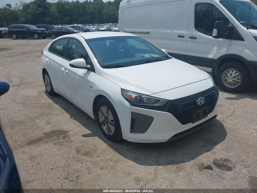 2019 Hyundai Ioniq hybrid VIN KMHC65LC0KU156447 IAAI salvage auction — NORMAL WEAR, SF97 (Rhode Island), sold $9,475 on 2026-07-23 (photo 1)