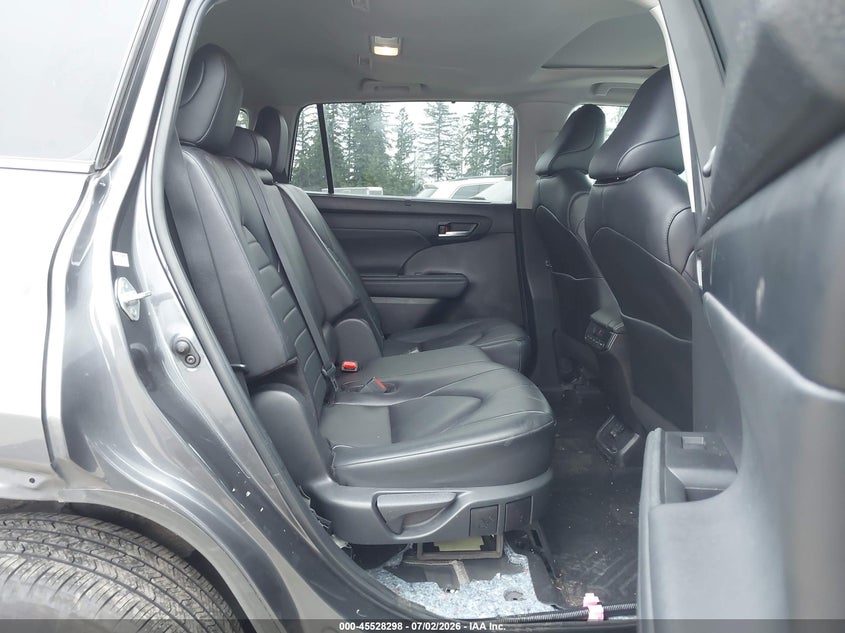 2024 Toyota Highlander VIN 5TDKBRCH1RS626112 IAAI salvage auction — REAR END, Bill Of Sale (Washington), sold $15,200 on 2026-07-29 (photo 8)