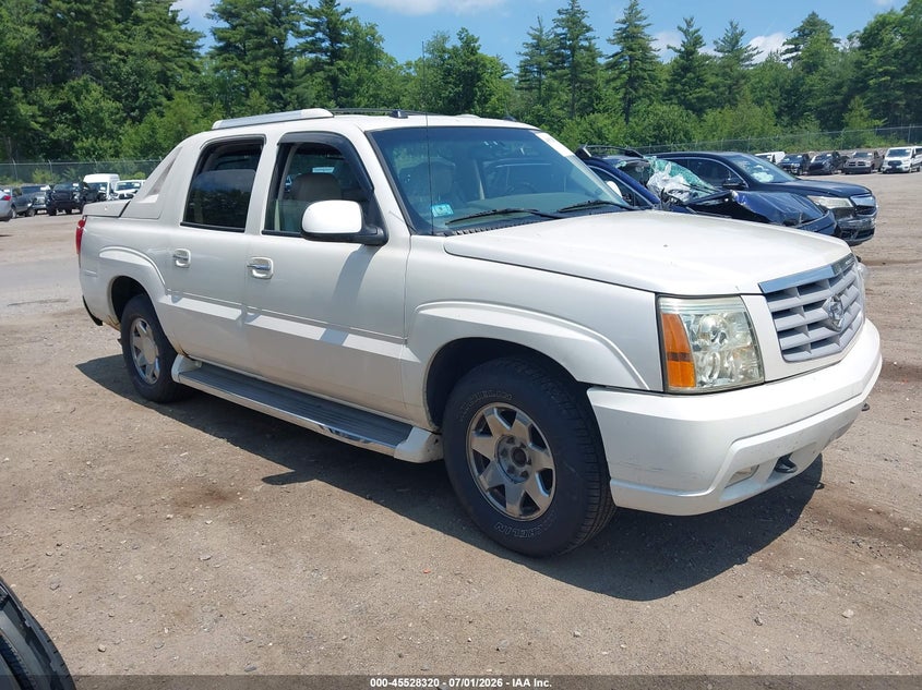 2005 Cadillac Escalade VIN 3GYEK62NX5G140890 IAAI salvage auction — NORMAL WEAR, Clear (Massachusetts), sold $450 on 2026-07-28 (photo 1)