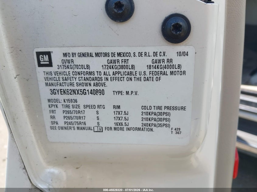 2005 Cadillac Escalade VIN 3GYEK62NX5G140890 IAAI salvage auction — NORMAL WEAR, Clear (Massachusetts), sold $450 on 2026-07-28 (photo 9)