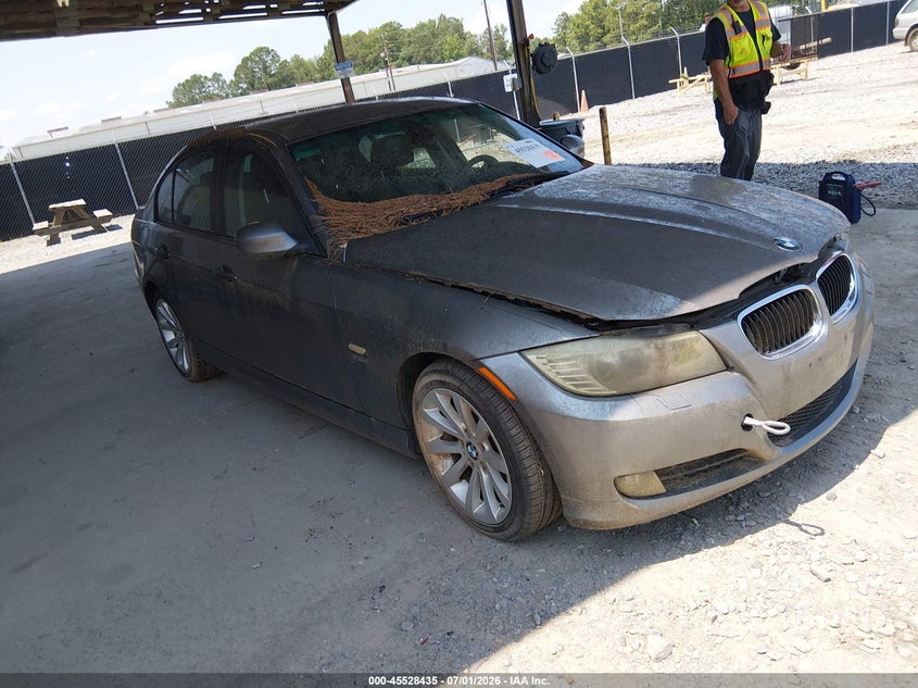 2011 BMW 3 series VIN WBAPK5G55BNN30829 IAAI salvage auction — NORMAL WEAR, Clear (Georgia), sold $350 on 2026-07-29 (photo 1)