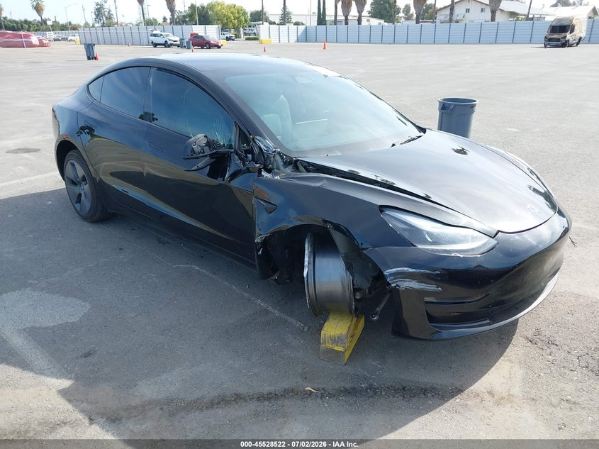 2022 Tesla Model 3 VIN 5YJ3E1EA1NF360182 IAAI salvage auction — SIDE, Salvage (California), sold $5,900 on 2026-07-10 (photo 1)