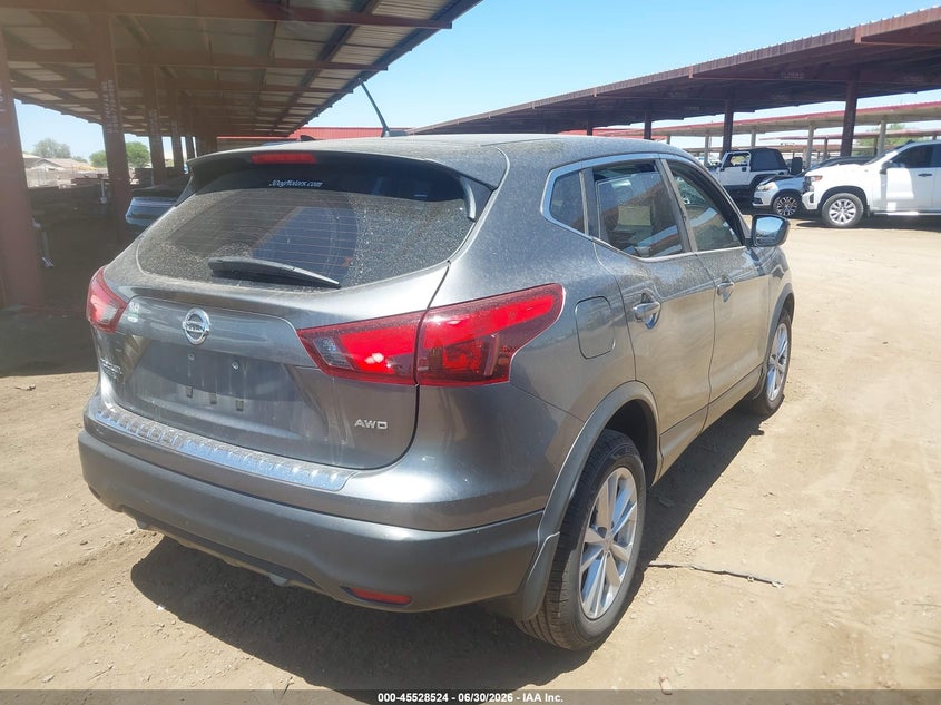 2017 Nissan Rogue VIN JN1BJ1CR6HW108074 IAAI salvage auction — NORMAL WEAR, Clear-Dealer Only (Montana), sold $1,375 on 2026-07-28 (photo 4)