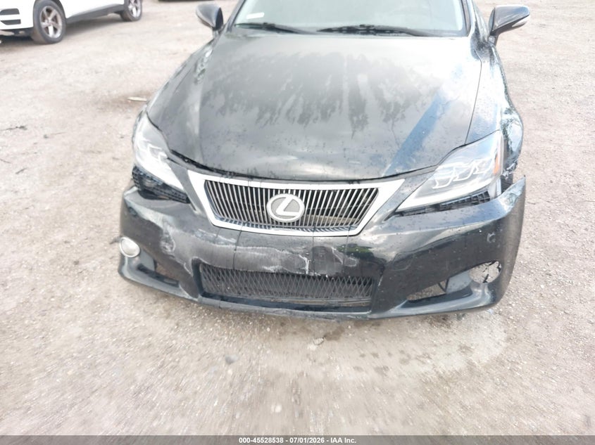 2010 Lexus Is 350c VIN JTHFE2C26A2504836 IAAI salvage auction — NORMAL WEAR, Clear (Florida), sold $300 on 2026-07-28 (photo 6)