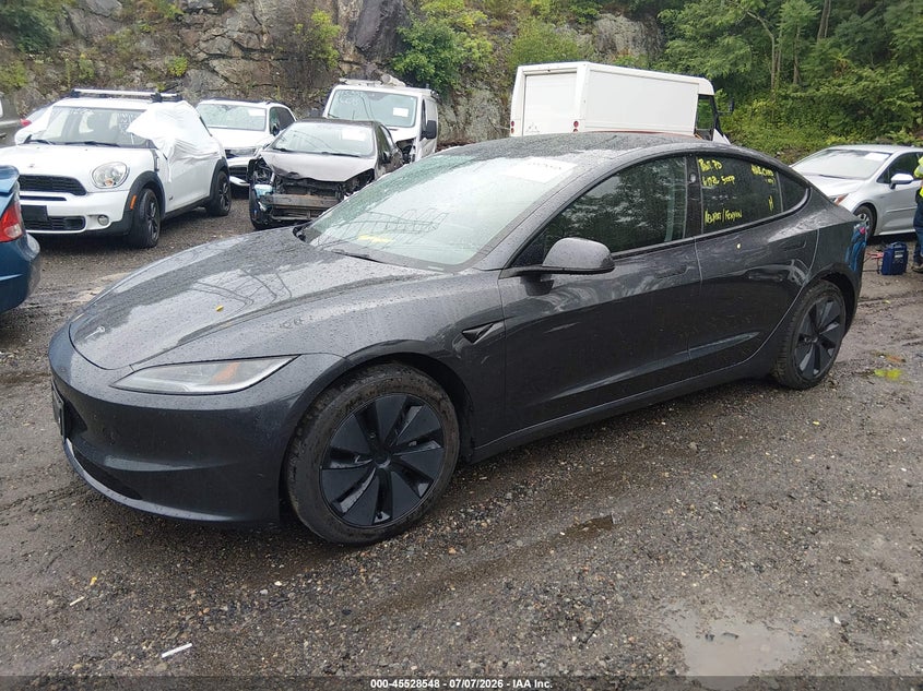 2024 Tesla Model 3 VIN 5YJ3E1EA2RF721103 IAAI salvage auction — SIDE, Wait Title, sold $11,800 on 2026-09-01 (photo 2)