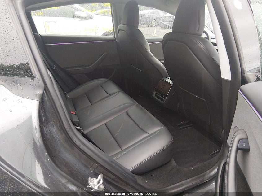 2024 Tesla Model 3 VIN 5YJ3E1EA2RF721103 IAAI salvage auction — SIDE, Wait Title, sold $11,800 on 2026-09-01 (photo 8)