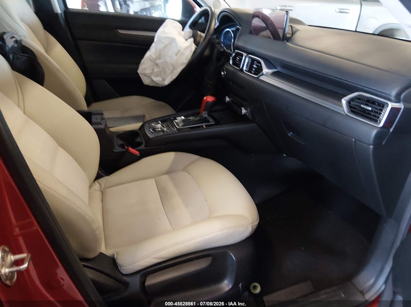 2021 Mazda Cx-5 VIN JM3KFACM5M1377894 IAAI salvage auction — RIGHT FRONT, Salvage Title, sold $3,250 on 2026-08-03 (photo 5)