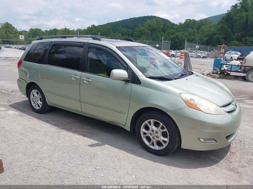 2006 Toyota Sienna VIN 5TDZA22C06S490212 IAAI salvage auction — NORMAL WEAR, Clear (Virginia), sold $2,500 on 2026-07-14 (photo 1)