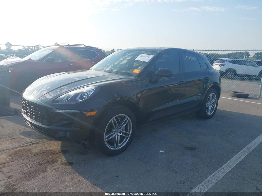 2017 Porsche Macan VIN WP1AB2A55HLB19935 IAAI salvage auction — LEFT FRONT, Clear (Indiana), sold $7,800 on 2026-08-19 (photo 2)