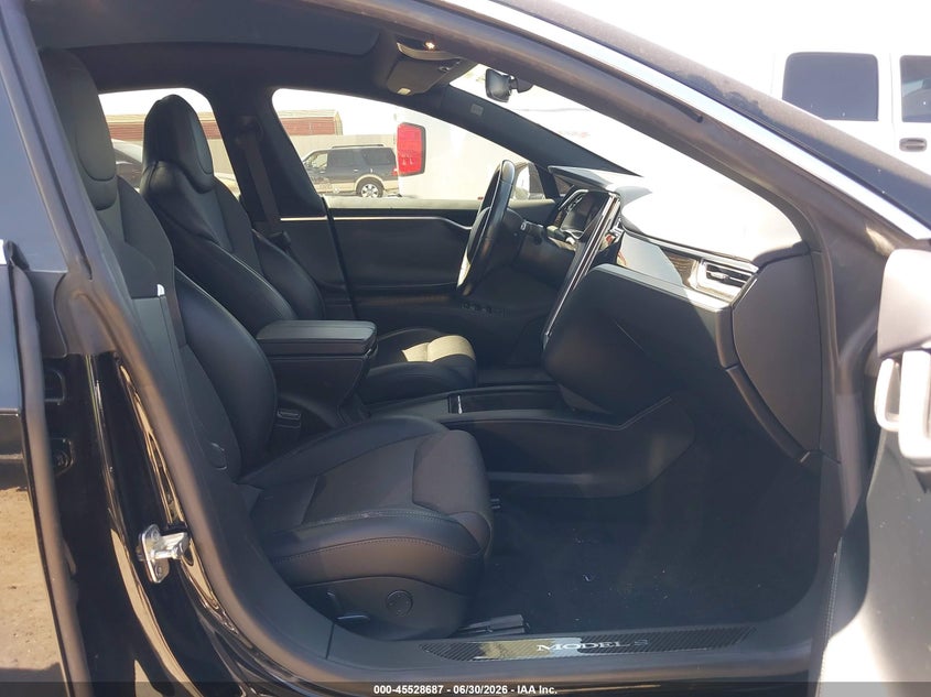 2017 Tesla Model s VIN 5YJSA1E11HF214876 IAAI salvage auction — LEFT FRONT, Original (Texas), sold $8,900 on 2026-07-13 (photo 5)