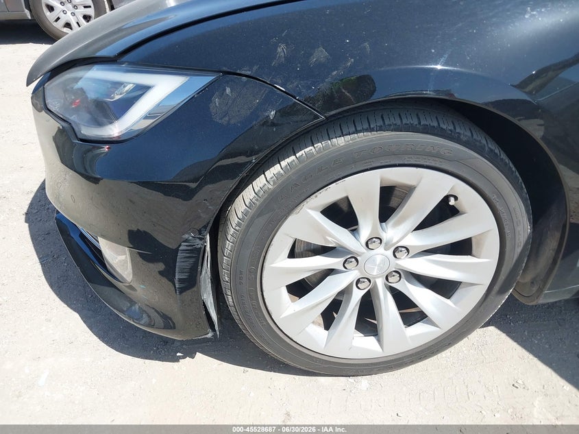 2017 Tesla Model s VIN 5YJSA1E11HF214876 IAAI salvage auction — LEFT FRONT, Original (Texas), sold $8,900 on 2026-07-13 (photo 6)