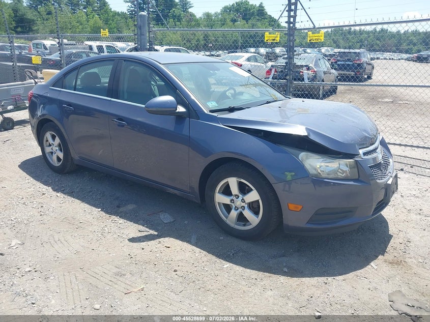 2014 Chevrolet Cruze VIN 1G1PC5SB4E7424161 IAAI salvage auction — FRONT END, Clear (Massachusetts), sold $500 on 2026-07-09 (photo 1)
