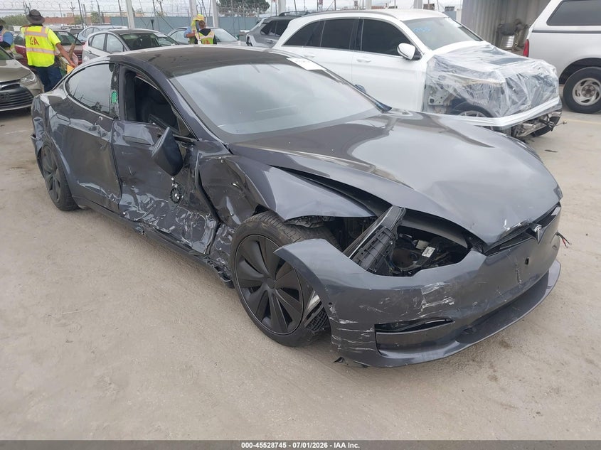 2022 Tesla Model s VIN 5YJSA1E5XNF477821 — IAAI salvage auction photo