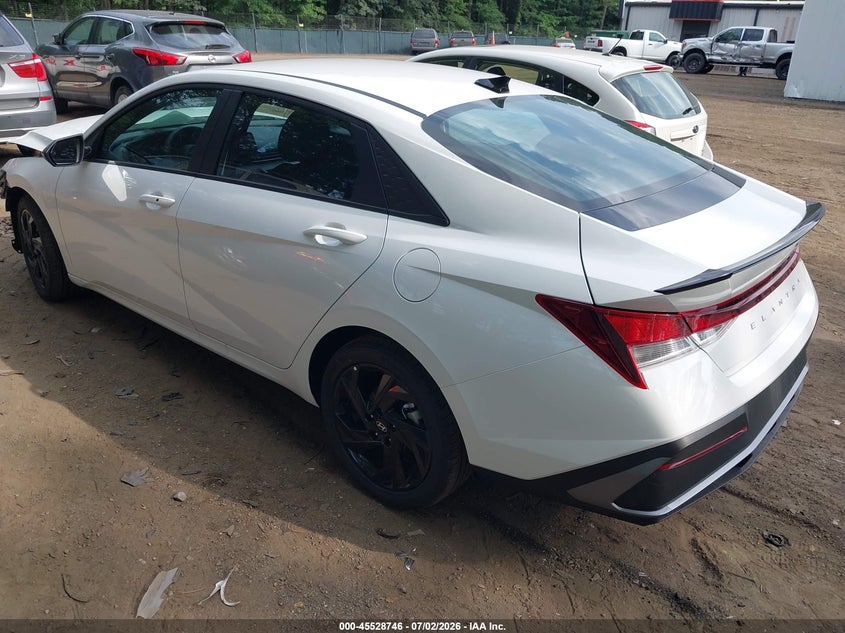 2026 Hyundai Elantra VIN KMHLM4DG8TU227462 IAAI salvage auction — FRONT END, Salvage Title, sold $7,900 on 2026-07-08 (photo 3)