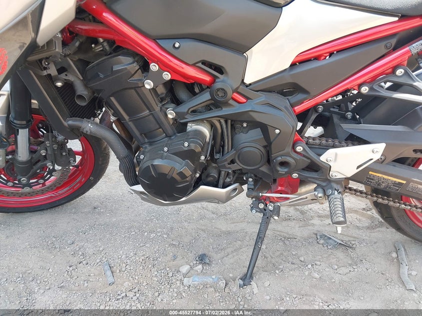 2023 Kawasaki Zr VIN ML5ZRDF16PDA57999 IAAI salvage auction — RIGHT SIDE, Salvage (Ohio), sold $2,600 on 2026-07-23 (photo 9)