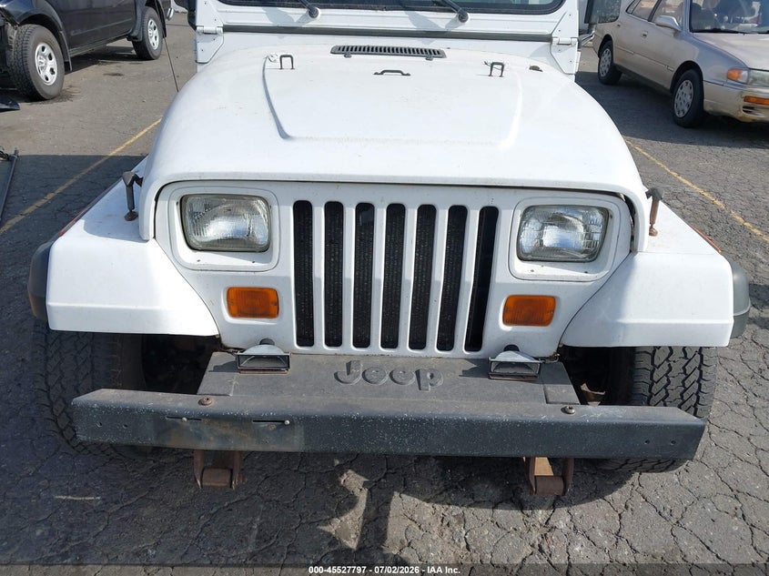 1994 Jeep Wrangler / VIN 1J4FY29SXRP467511 IAAI salvage auction — NORMAL WEAR, Clear-Dealer Only (Washington), sold $1,700 on 2026-07-09 (photo 6)