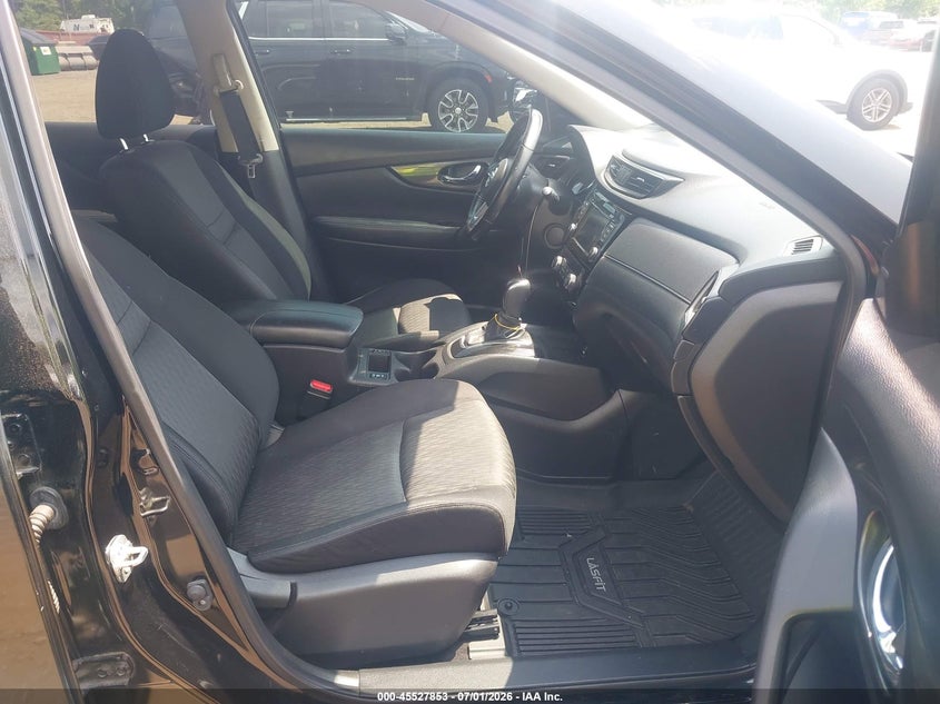 2020 Nissan Rogue VIN JN8AT2MT3LW040350 IAAI salvage auction — LEFT SIDE, Salvage Title, sold $3,200 on 2026-07-29 (photo 5)