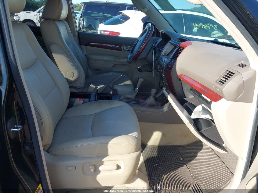 2009 Lexus Gx 470 VIN JTJBT20X090177019 IAAI salvage auction — ENGINE DAMAGE, Clear (Massachusetts), sold $1,200 on 2026-07-10 (photo 5)