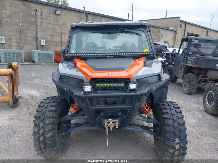2020 Polaris VIN 3NSGXD99XLH198386 IAAI salvage auction — RIGHT SIDE, Bill Of Sale (New York), sold $1,150 on 2026-07-29 (photo 5)
