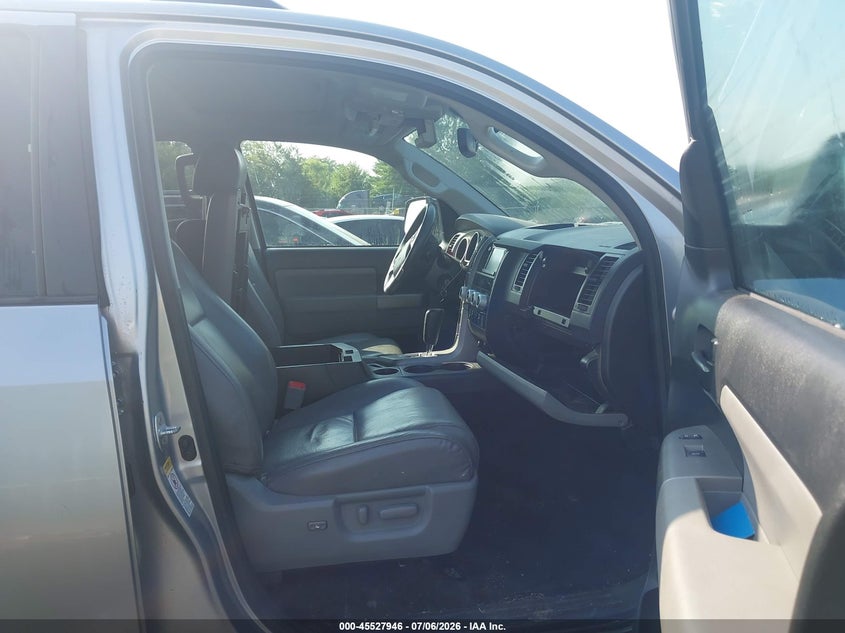 2016 Toyota Sequoia VIN 5TDBW5G17GS146213 IAAI salvage auction — LEFT FRONT, Salvage (Ohio), sold $4,700 on 2026-08-01 (photo 5)