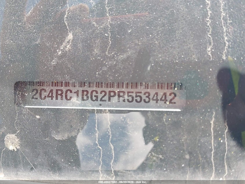 2023 Chrysler Pacifica VIN 2C4RC1BG2PR553442 IAAI salvage auction — SIDE, Salvage Title, sold $9,950 on 2026-08-20 (photo 9)