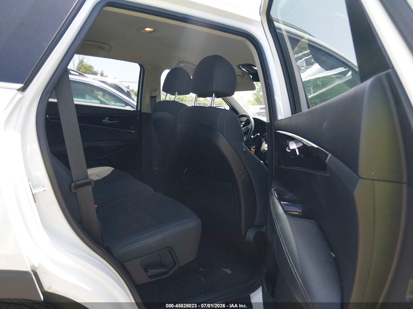 2018 Kia Sorento VIN 5XYPG4A50JG383347 IAAI salvage auction — RIGHT FRONT, Salvage Title, sold $2,500 on 2026-07-28 (photo 8)