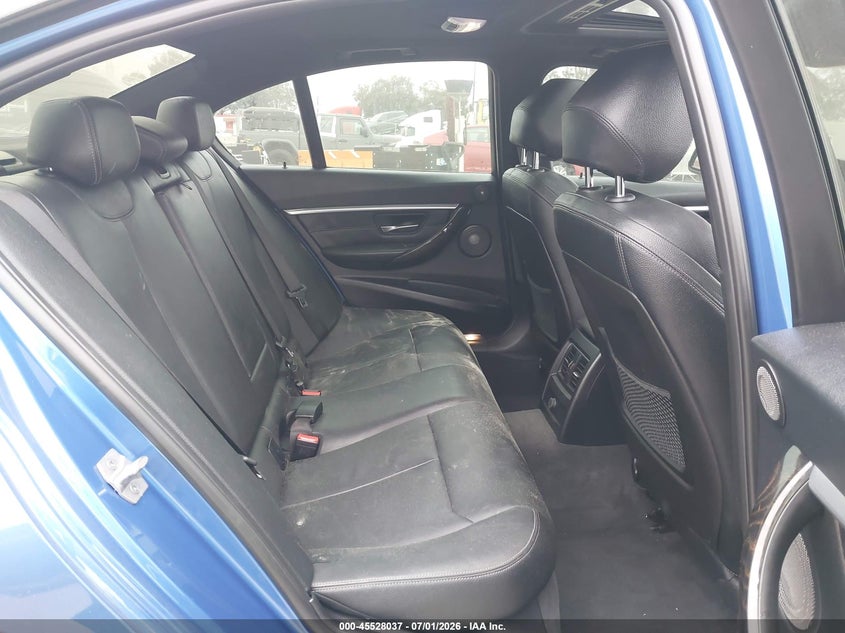 2016 BMW 3er VIN WBA8B3G59GNT92809 IAAI salvage auction — FRONT END, Salvage (California), sold $11,900 on 2026-07-29 (photo 8)