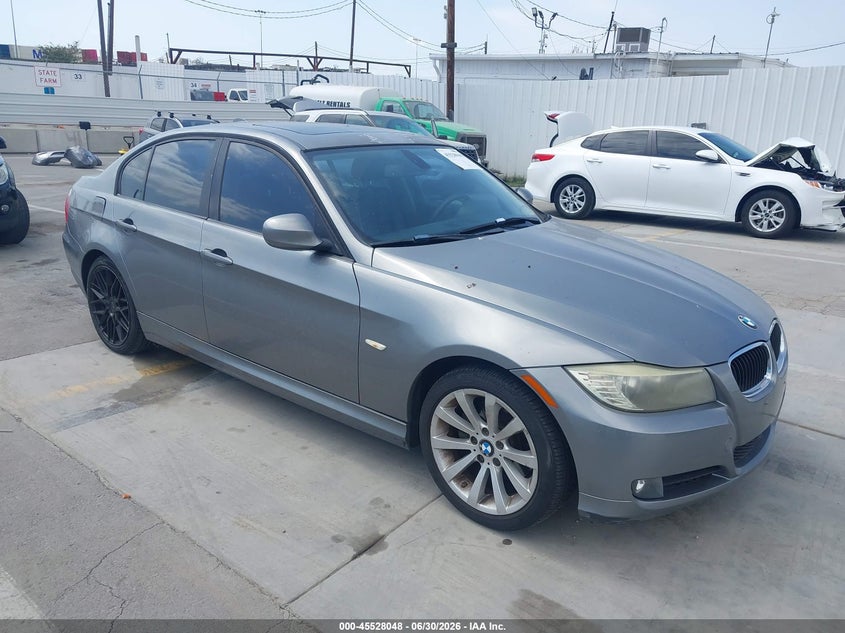 2011 BMW 3 series VIN WBAPH5G58BNM82810 IAAI salvage auction — REAR END, Salvage (California), sold $1,300 on 2026-07-29 (photo 1)