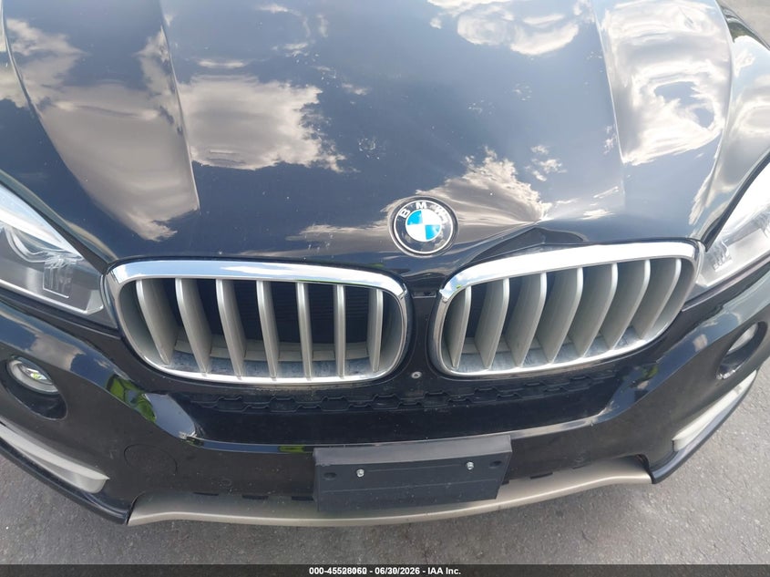 2017 BMW X5 VIN 5UXKR0C34H0V76902 IAAI salvage auction — FRONT END, Salvage Title, sold $300 on 2026-07-22 (photo 6)