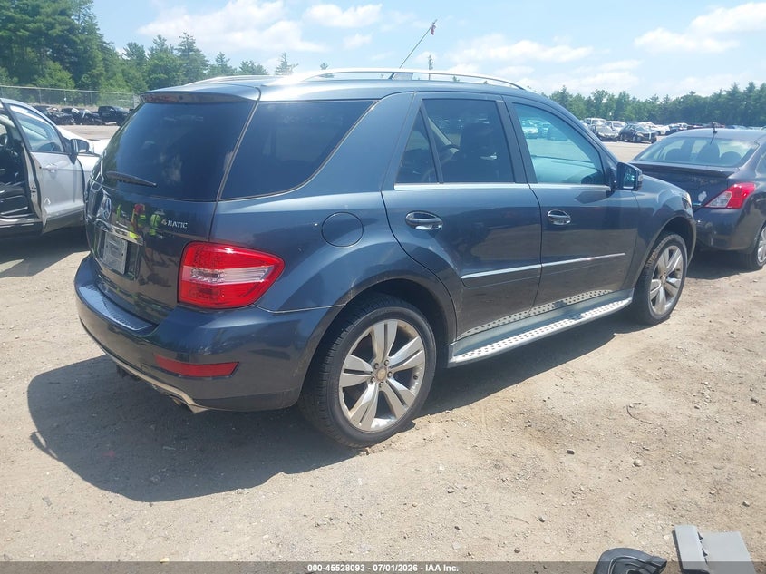 2011 Mercedes-benz Ml-class VIN 4JGBB8GB8BA697497 IAAI salvage auction — NORMAL WEAR, Clear (Massachusetts), sold $1,225 on 2026-07-10 (photo 4)