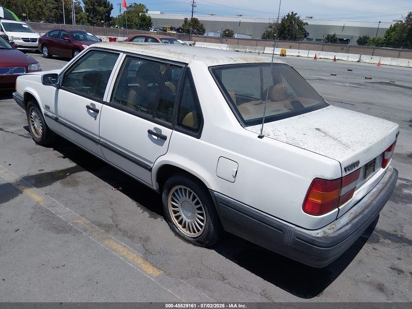 1992 Volvo 940 VIN YV1JS881XNA088657 IAAI salvage auction — NORMAL WEAR, Clear - Dealer Only (California), sold $225 on 2026-07-13 (photo 3)