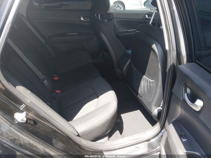 2016 Kia Optima VIN KNAGT4L37G5111481 IAAI salvage auction — REAR END, Salvage (California), sold $1,550 on 2026-07-14 (photo 8)
