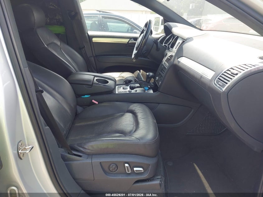 2014 Audi Q7 VIN WA1WMAFE6ED005320 IAAI salvage auction — NORMAL WEAR, Repossession Paperwork (Georgia), sold $1,100 on 2026-07-29 (photo 5)